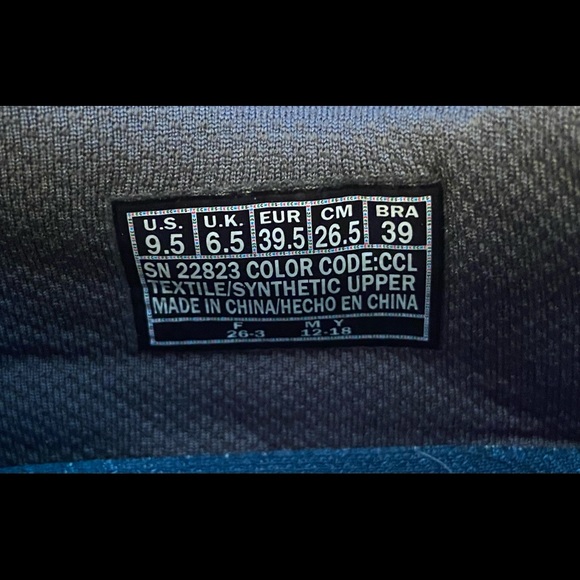 Sketchers Womens Gratis Strolling Athletic Shoe NWOT - Picture 2 of 6